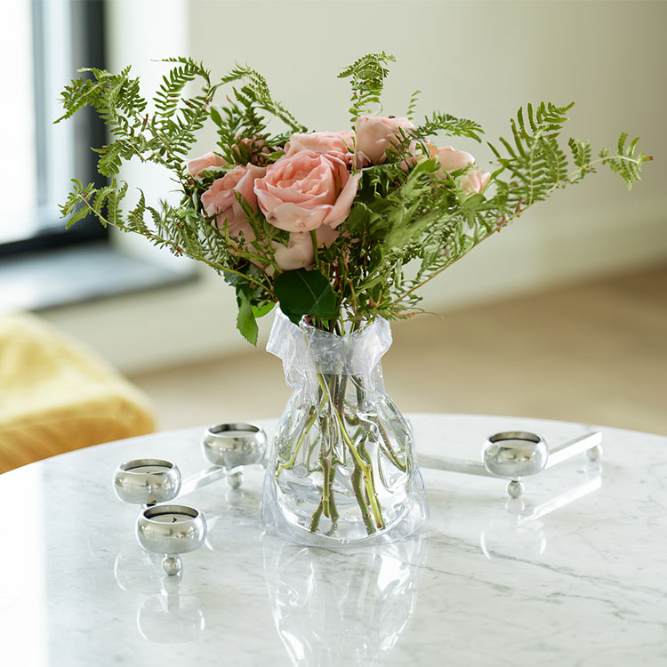 Formbar vase, Gennemsigtig