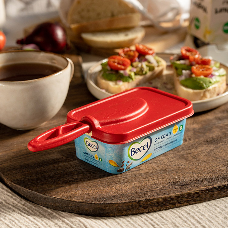 Brelock, låg med smørkniv, 400 g Rød