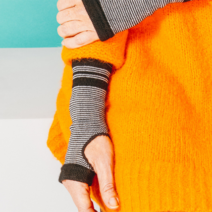 Funq Wear Håndledsvarmere, M/L, Black/white