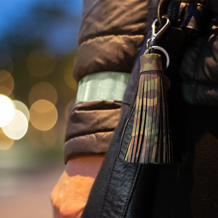 Refleksstof Firefly, Kamouflage