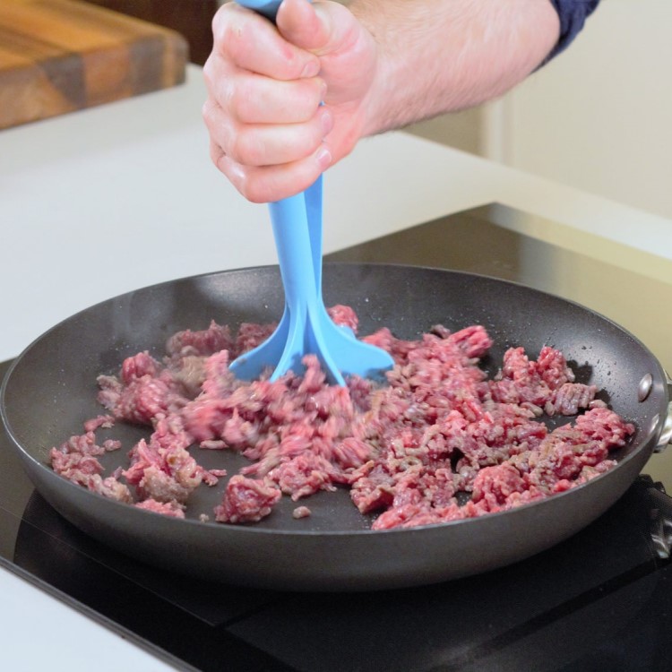 Kødhakker Hackit, Blå