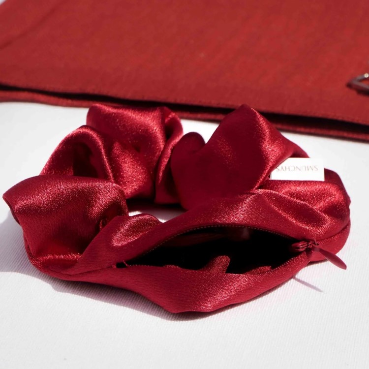 Scrunchie med lomme, Satin Rød