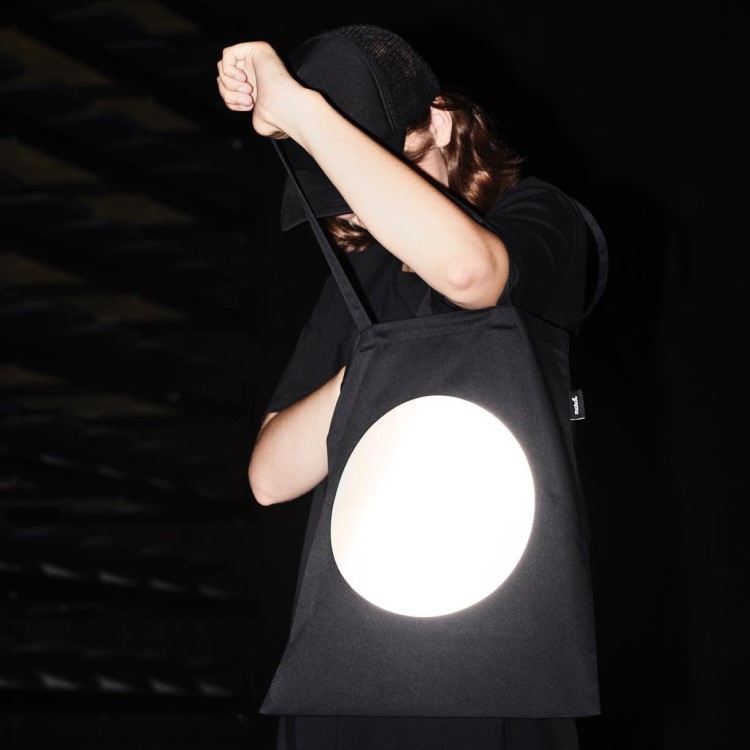 Mulepose med refleksprint MARCH, Cirkel