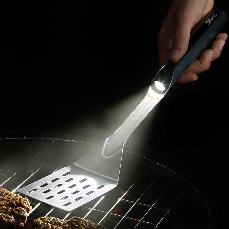 Grillredskab med lampe, Spatel