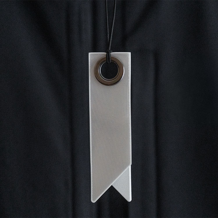 Nedbrydelig refleks, Pil