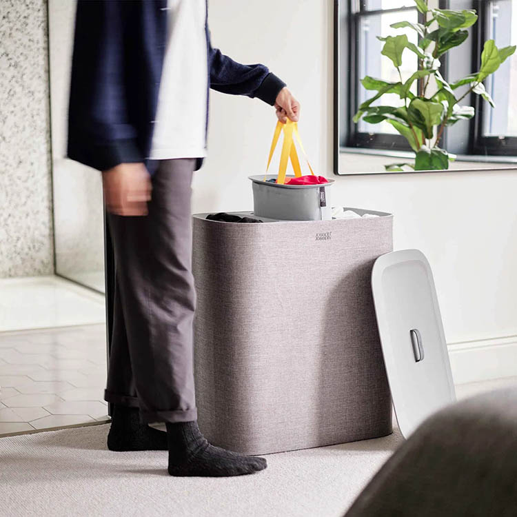 Joseph Joseph Tota Trio grå 90L vasketøjskurv