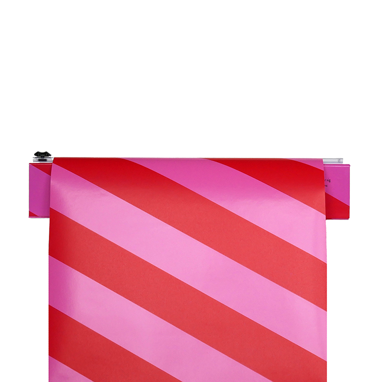 Gavepapir i æske med skæreblad, Rød/rosa 38 cm
