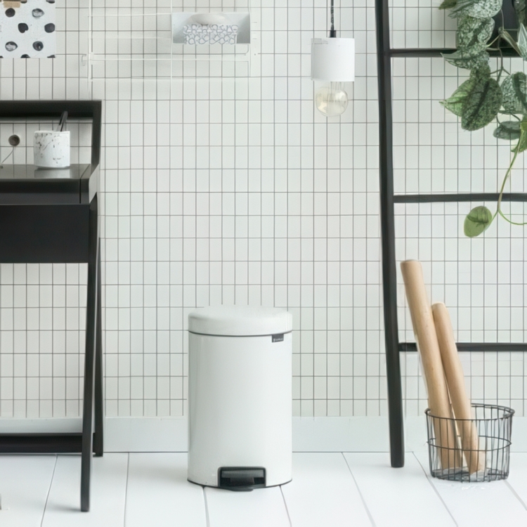 Brabantia New Icon pedalspand 12 liter white (hvid)
