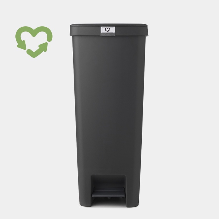 Brabantia StepUp Pedalspand, 40 Liter - i Genanvendt plast-Dark Grey