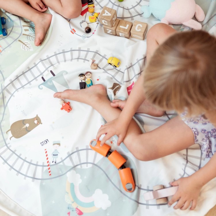 Legetæppe og opbevaringstaske, Togbane billede