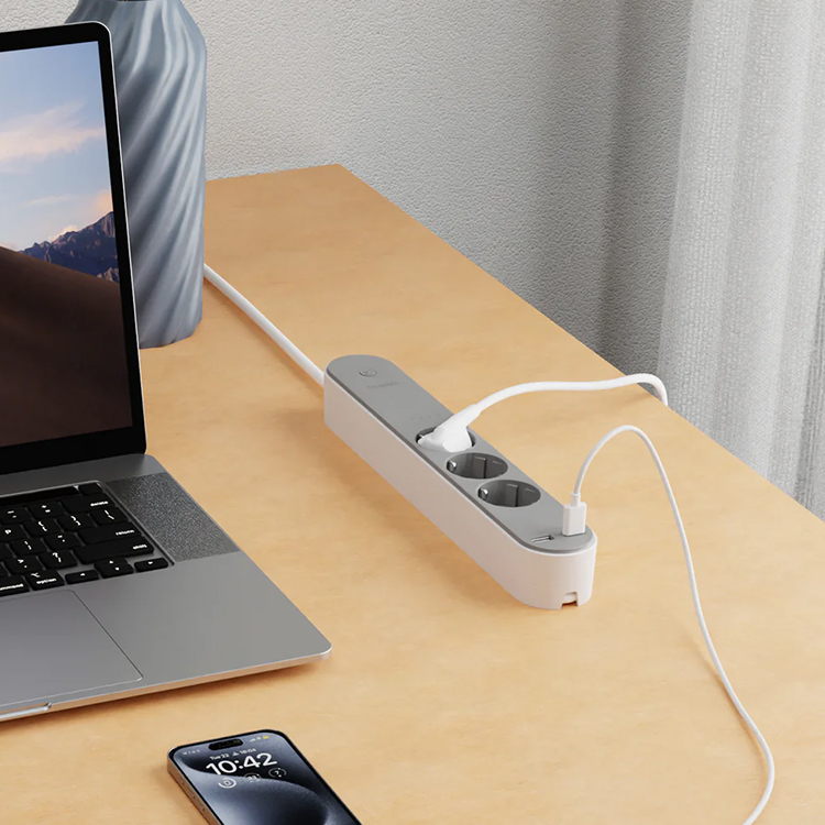 Smart strømskinne med USB