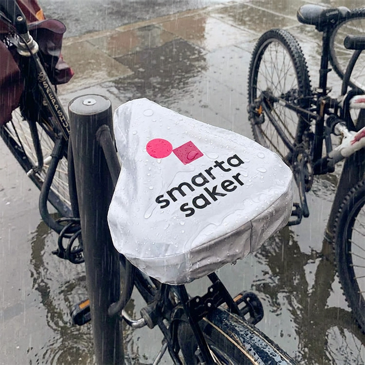 Regnslag til cykelsadel