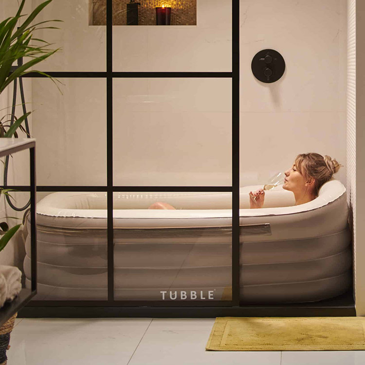 Oppusteligt badekar Tubble