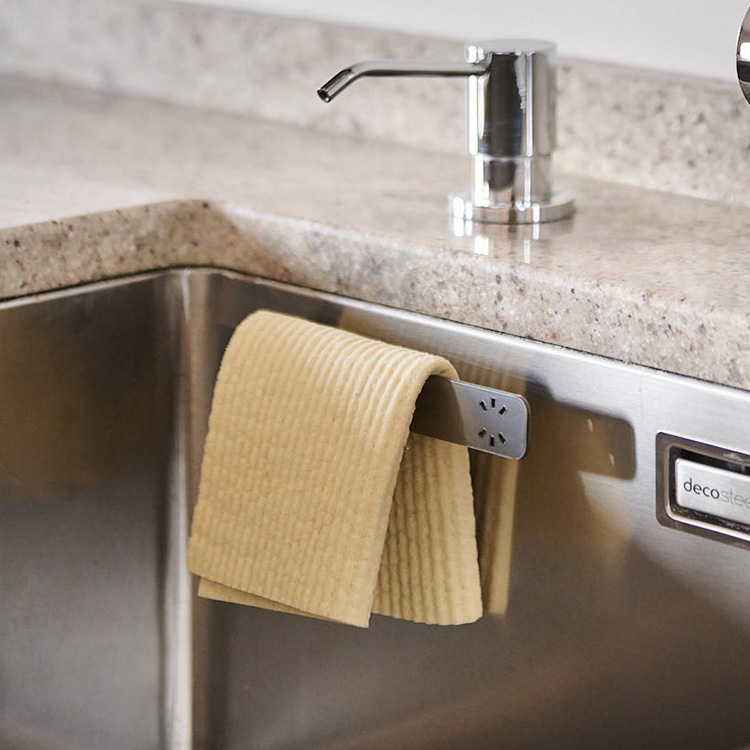 Magnetisk karkludholder med karklude