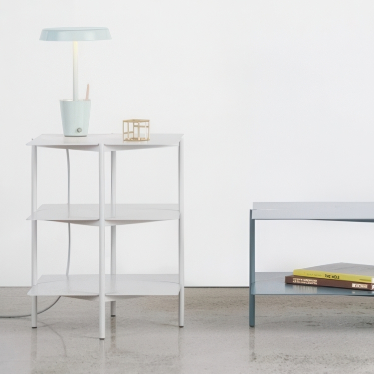 Bord med opbevaring, metal, UMBRA TIER SIDE TABLE, 42 x 42 x H 54 cm, grå