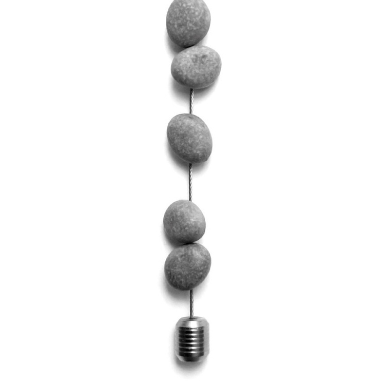 Magnetisk fotoophæng med vægt og 8 stenmagneter 150 cm