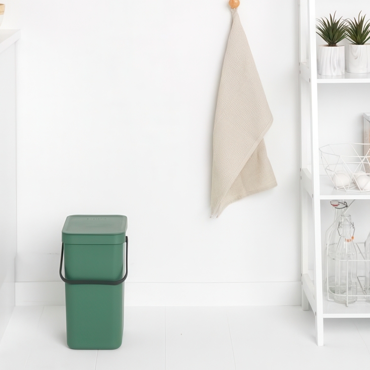 Affaldsspand med låg og håndtag 12L, Brabantia