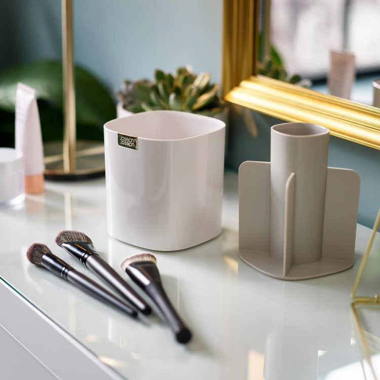 Makeup-holder til pensler, Joseph Joseph