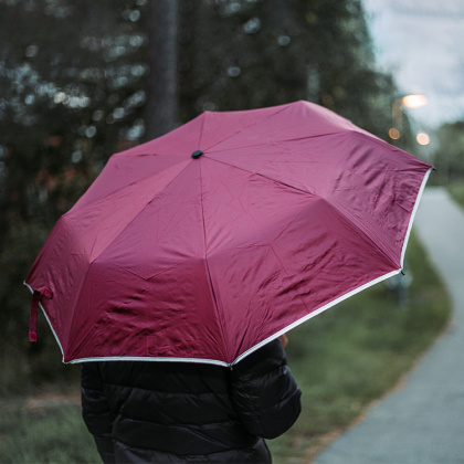 Paraply med reflekskant i gruppen Sikkerhed / Reflekser hos SmartaSaker.se (12983)