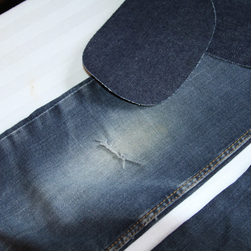 til jeans - Fiks huller i jeans med jeanslapper |