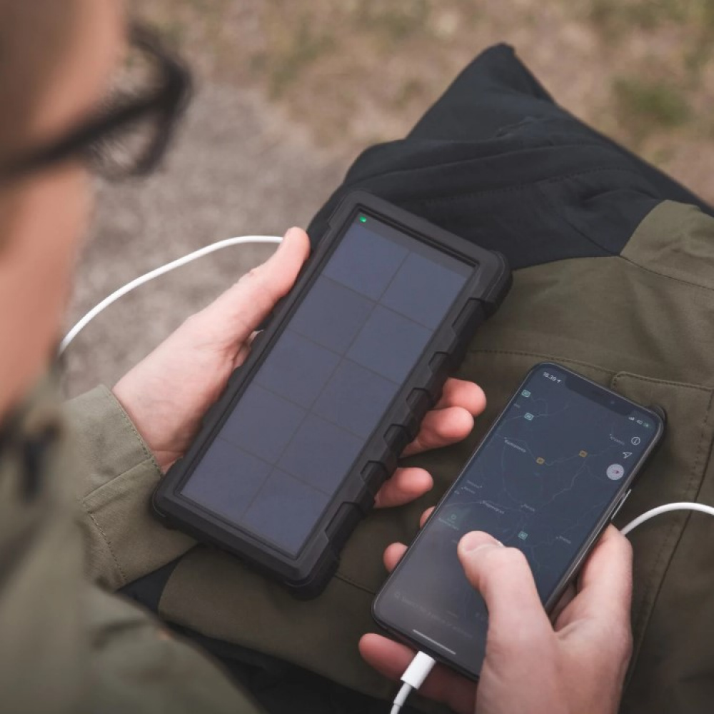 Solcelleladet Powerbank i gruppen Hjem / Elektronik / Opladere og powerbanks hos SmartaSaker.se (12703)