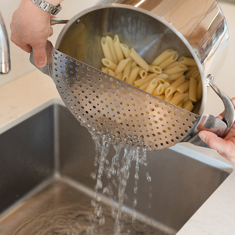 Dørslag til kasseroller i gruppen Hjem / Køkkenredskaber hos SmartaSaker.se (13095)