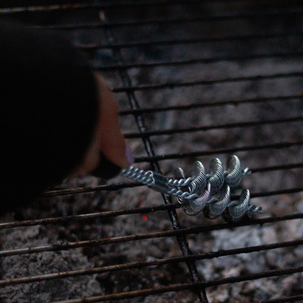 Lille grillbørste i rustfrit stål i gruppen Hjem / Grilltilbehør hos SmartaSaker.se (13247)