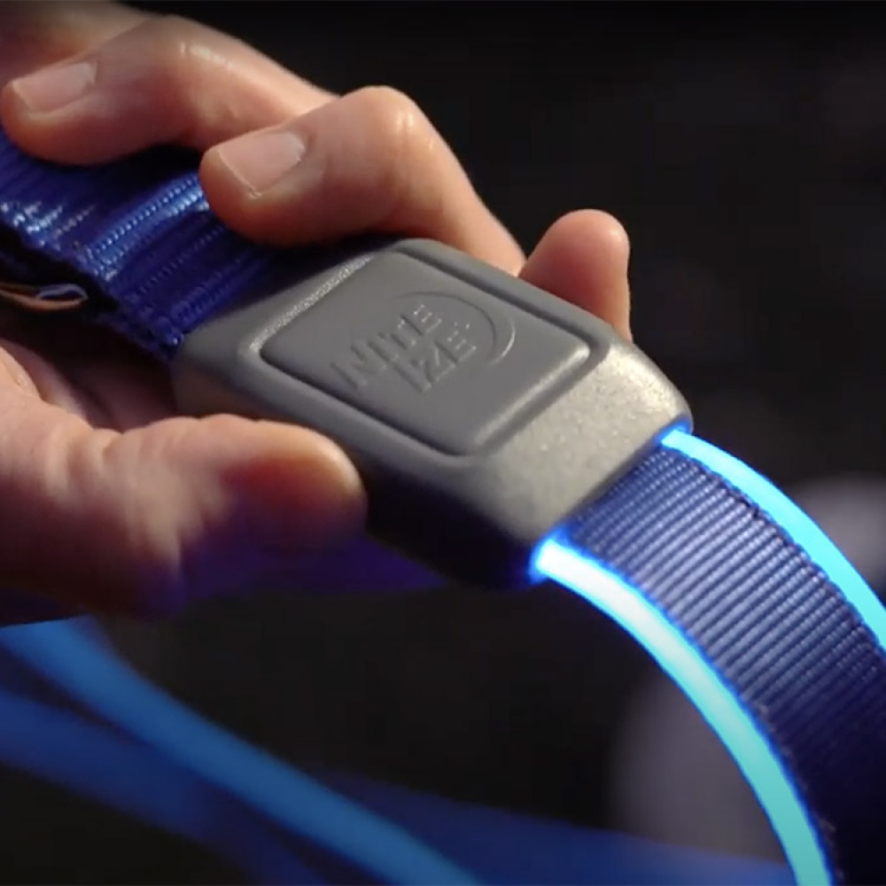 Genopladelig snor i gruppen Fritid / Kæledyr / Hundeudstyr hos SmartaSaker.se (13680)