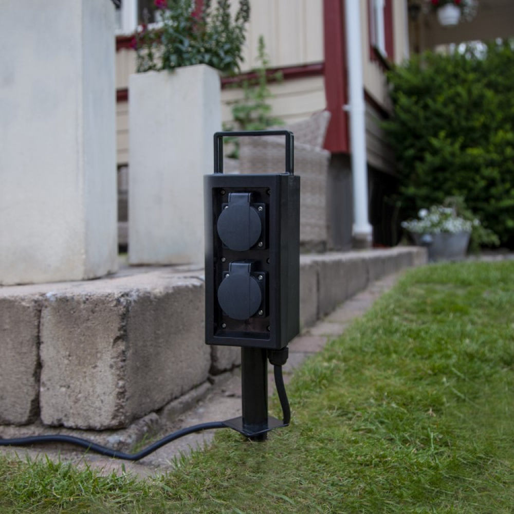 Stikdåse til udendørs brug i gruppen Hjem / Elektronik / Kabler og adaptere hos SmartaSaker.se (13793)