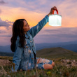 Solcelle-lanterne med powerbank Solcelle-lanterne med powerbank
