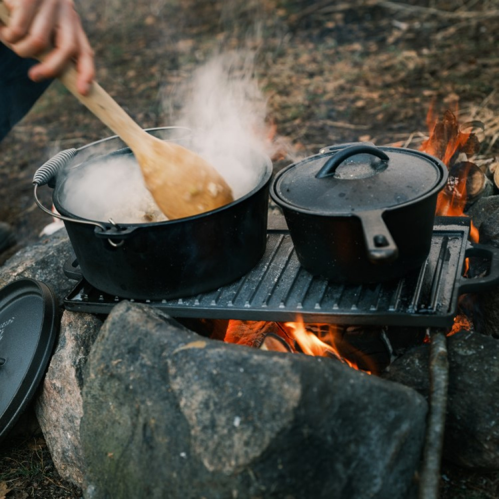 Satake vendbar grill- og stegeplade i støbejern i gruppen Hjem / Grilltilbehør hos SmartaSaker.se (14090)