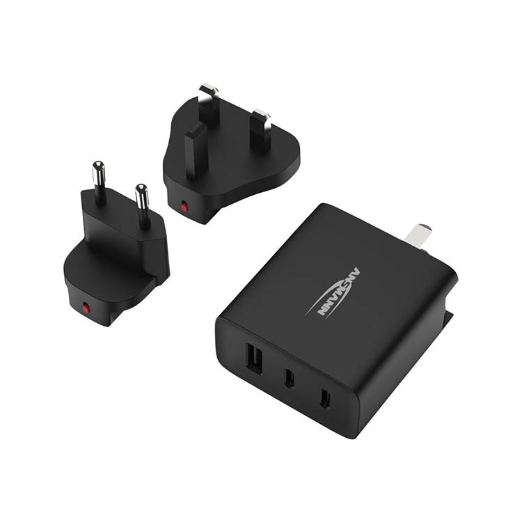 Rejseadapter med USB-porte i gruppen Fritid / Rejse hos SmartaSaker.se (14117)