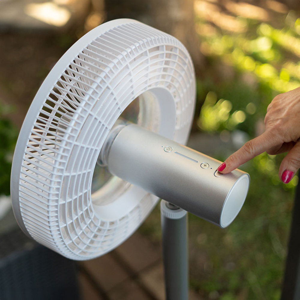 Genopladelig gulvventilator i gruppen Hjem / Elektronik / Forbrugerelektronik hos SmartaSaker.se (14126)