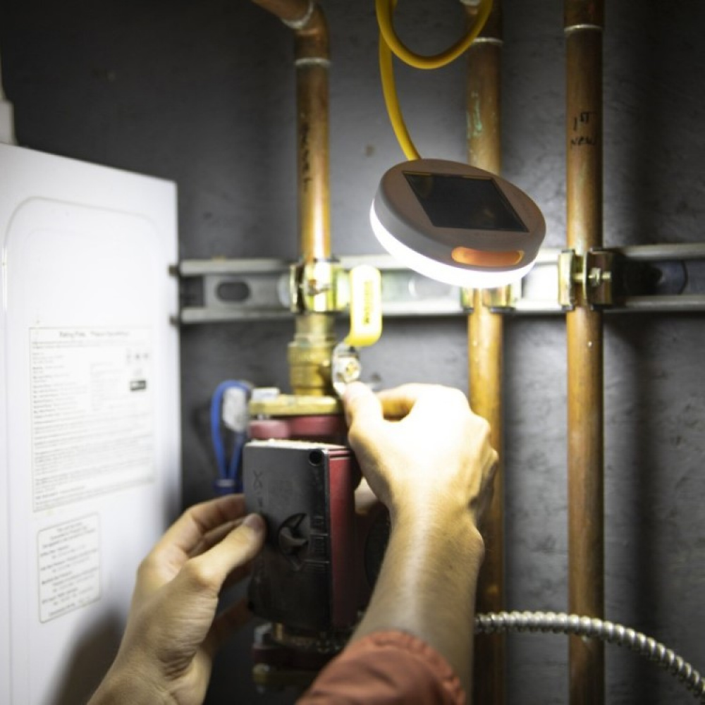 Bærbar solcellelampe, BioLite i gruppen Belysning / Udendørsbelysning / Solcellelamper hos SmartaSaker.se (14167)