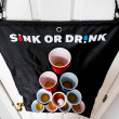 Beerpong til døren Beerpong til døren