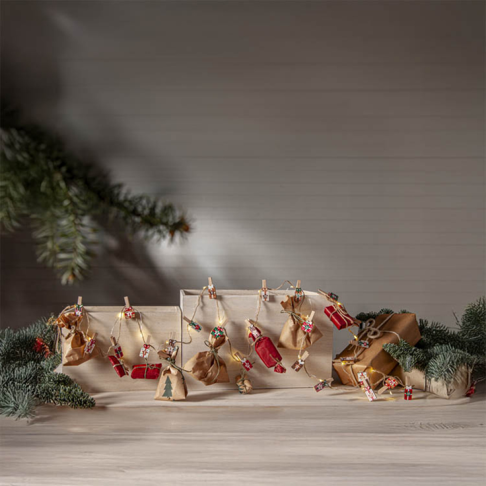 Batteridrevet lyskæde til julekalender i gruppen Højtider / Advent og jul / Julebelysning hos SmartaSaker.se (14400)