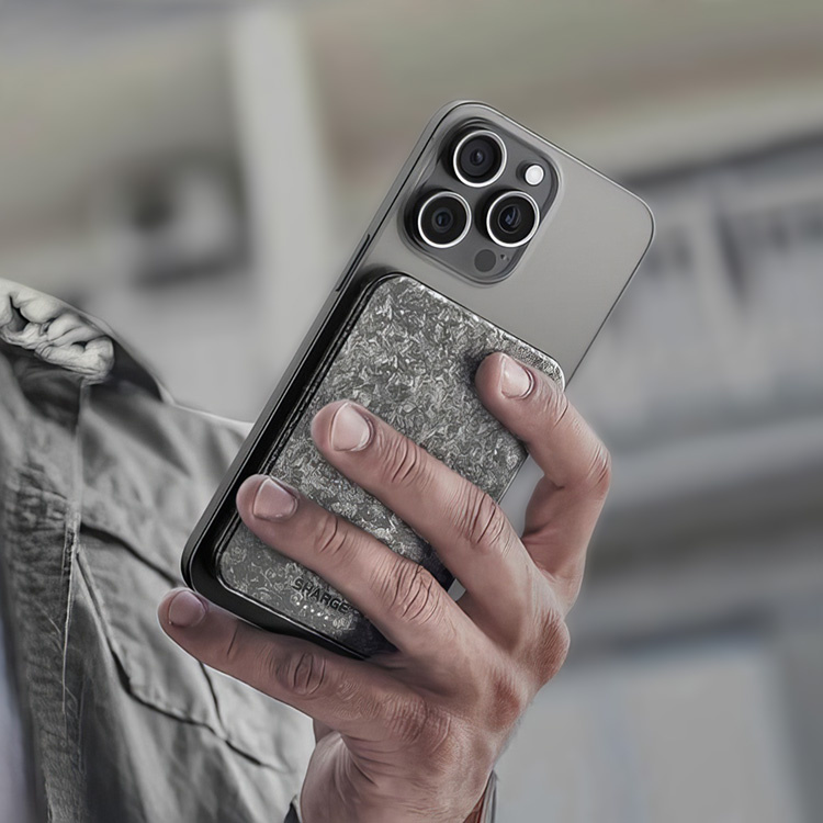 Powerbank med trådløs opladning i gruppen Hjem / Elektronik / Opladere og powerbanks hos SmartaSaker.se (14527)