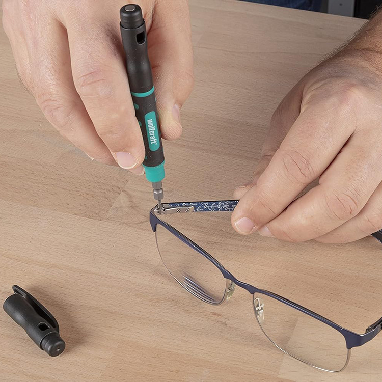 Præcisionsmejsel med 4 bits i gruppen Fritid / Fixe & Reparere / Værktøjer hos SmartaSaker.se (14557)