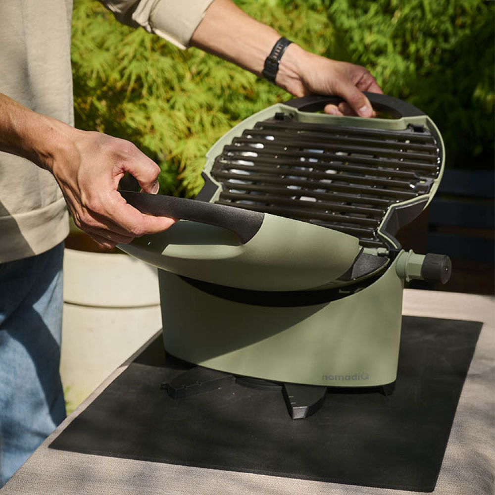 Bærbar elektrisk grill, NomadiQ i gruppen Hjem / Grilltilbehør hos SmartaSaker.se (14559)