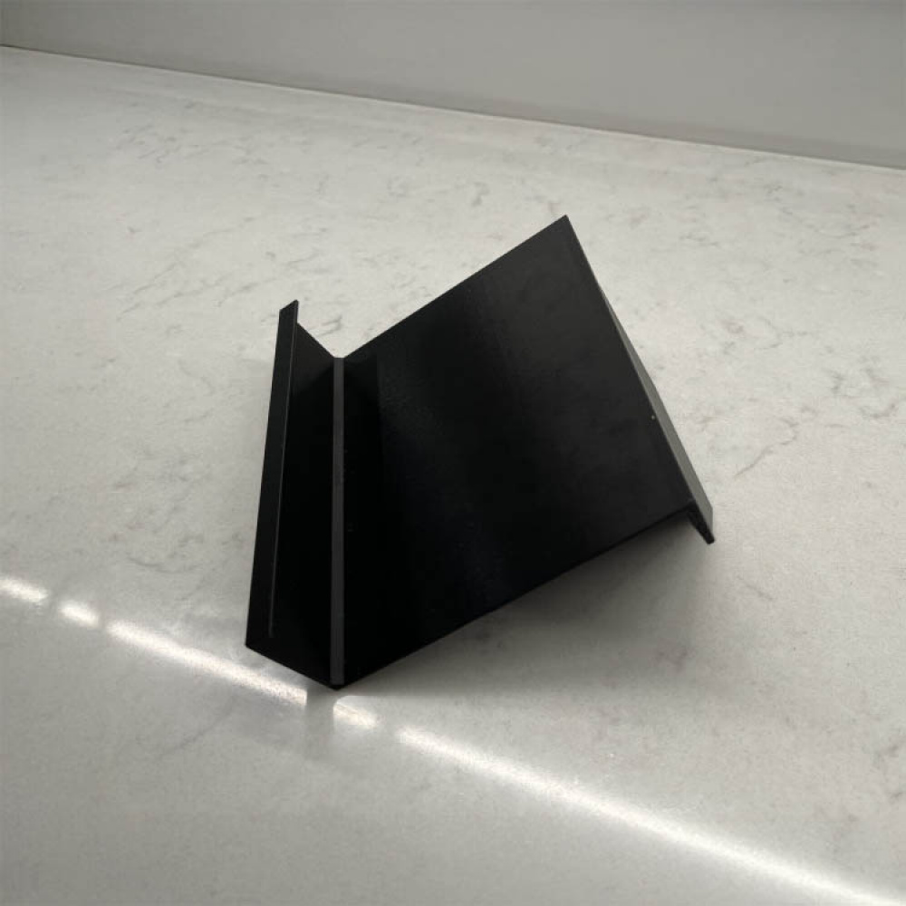 Mobilholder til køkkenskabe i gruppen Hjem / Elektronik / Mobiltilbehør hos SmartaSaker.se (14697)