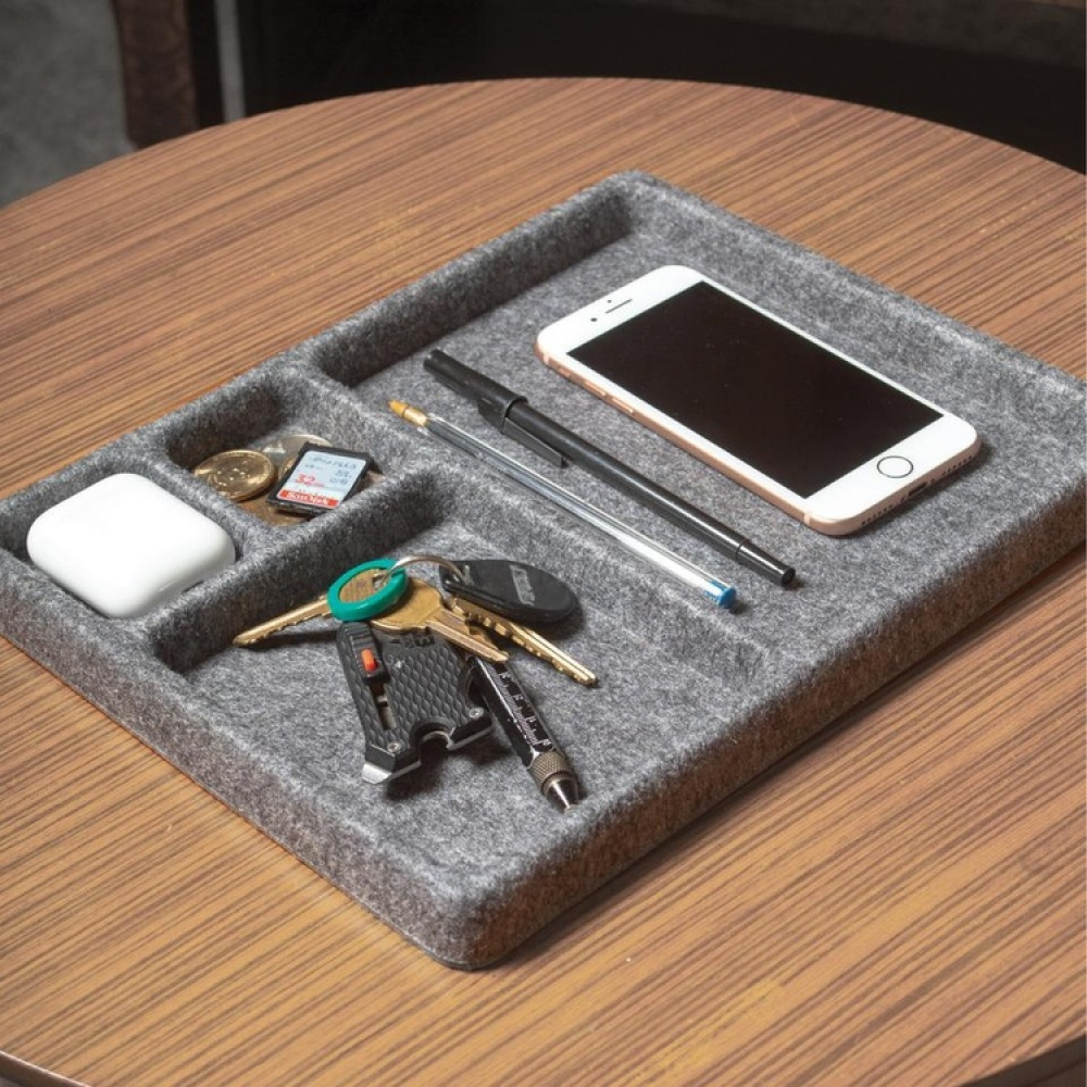 Opbevaringsbakke i filt, 28,6x20x2 cm i gruppen Opbevaring / Garderobeopbevaring / Sorteringskasser hos SmartaSaker.se (40679)