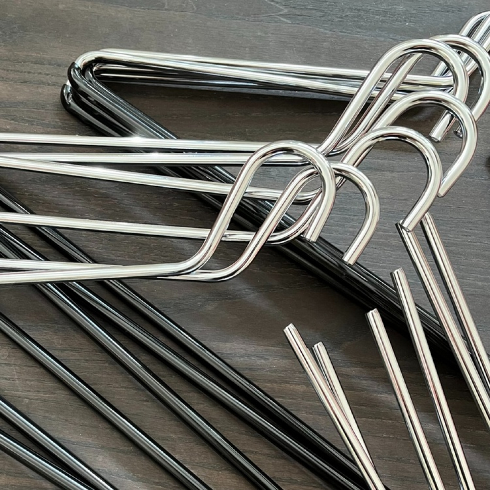 Robust bøjle i metal, 42 cm i gruppen Opbevaring hos SmartaSaker.se (40931)