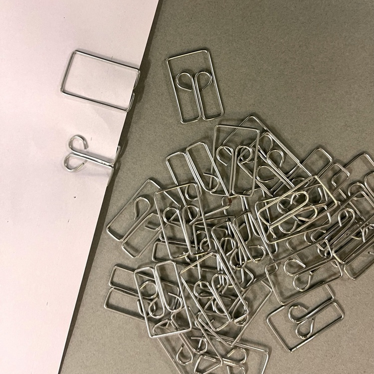 Clips i metal, 100 stk., OWL, 2,7 cm, Sølv i gruppen Opbevaring / Kontorartikler hos SmartaSaker.se (40996)