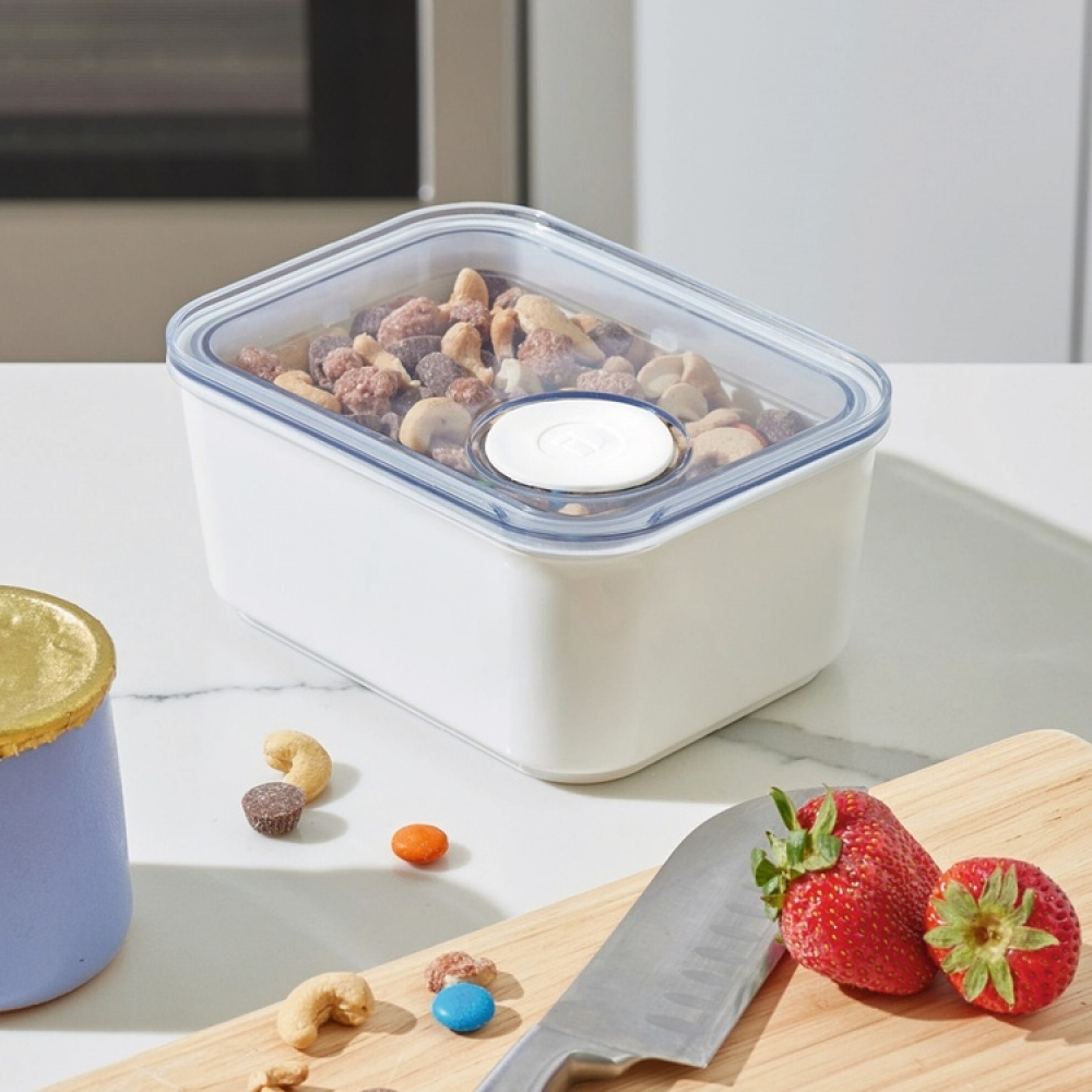 Opbevaringsboks med flip-låg 1,5L, iDesign i gruppen Opbevaring / Køkkenopbevaring / Opbevaringsbeholdere hos SmartaSaker.se (41707)