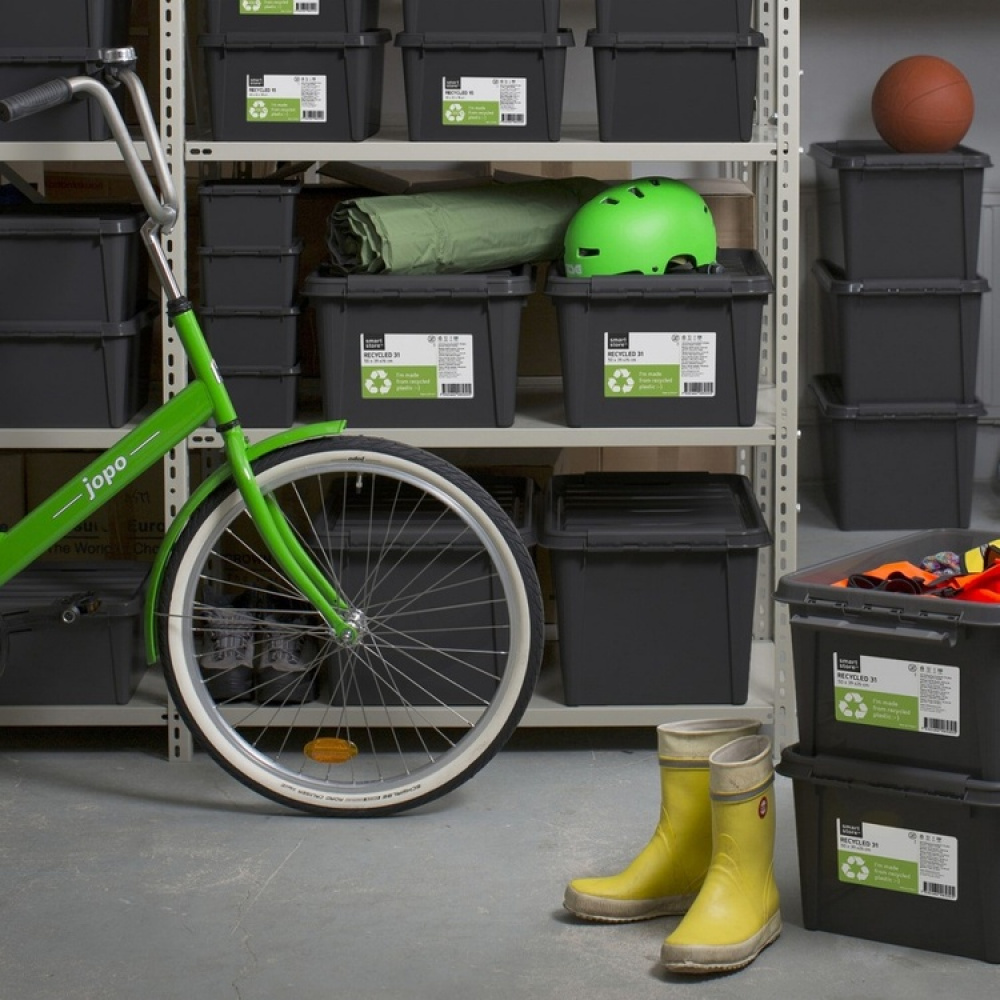 Stor opbevaringskasse med låg i genbrugsplast 46L, SmartStore, Sort i gruppen Opbevaring / Opbevaringskasser / SmartStore opbevaringskasser hos SmartaSaker.se (41724)