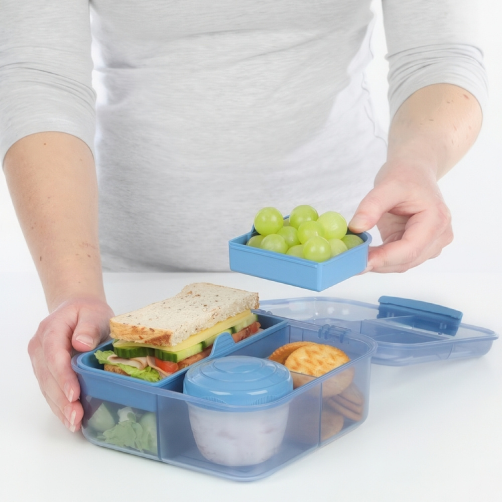 Bentoboks med rum og beholder 1,25L, Sistema i gruppen Opbevaring / Køkkenopbevaring / Madkasser / Frokostbokse og Bento hos SmartaSaker.se (42119)