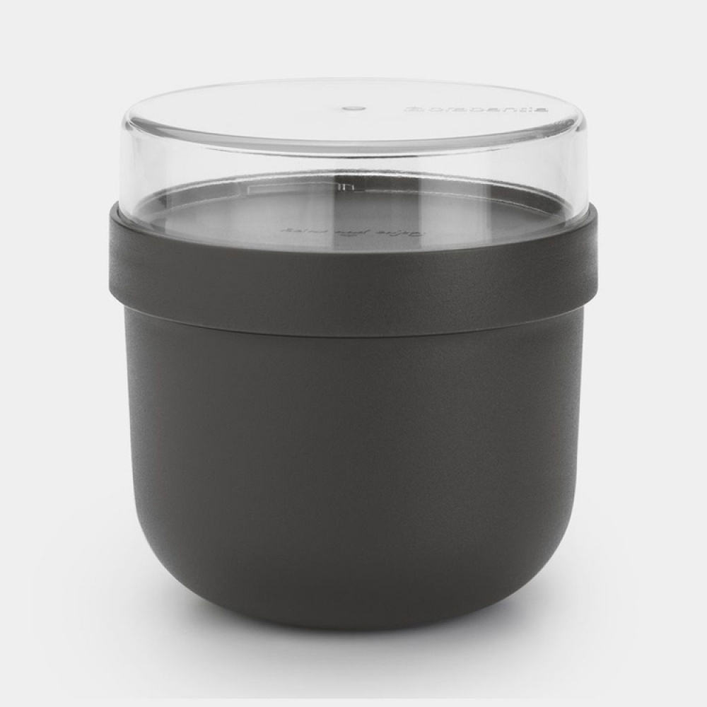 Yoghurtbæger med låg 0,5L, Brabantia i gruppen Opbevaring / Køkkenopbevaring / Madkasser / Madkasser i plast hos SmartaSaker.se (42138)