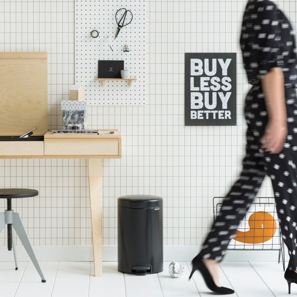 Pedalspand 12L, Brabantia i gruppen Opbevaring / Rengøringsopbevaring og affaldssortering / Affaldssortering hos SmartaSaker.se (42366)