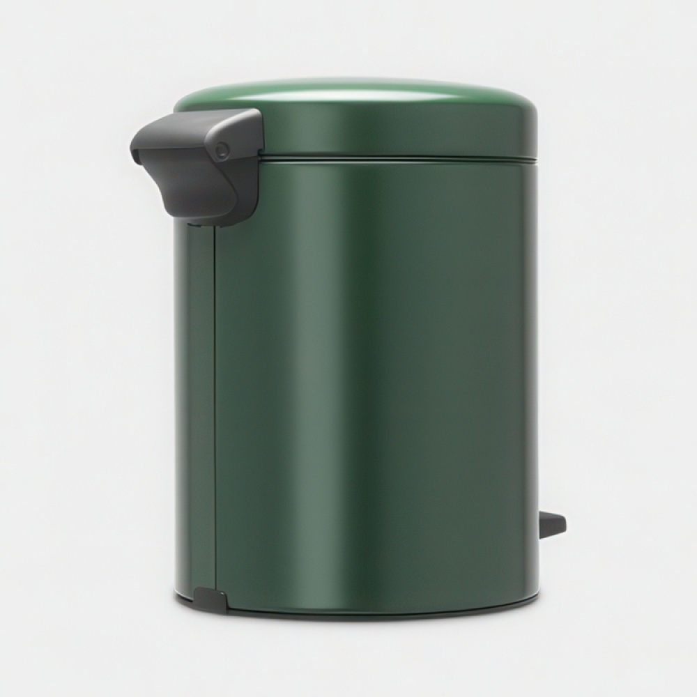 Pedalspand 5L, Brabantia i gruppen Opbevaring / Rengøringsopbevaring og affaldssortering / Affaldssortering hos SmartaSaker.se (42370)