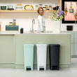 Høj pedalspand 40L, Brabantia, Lysegrå